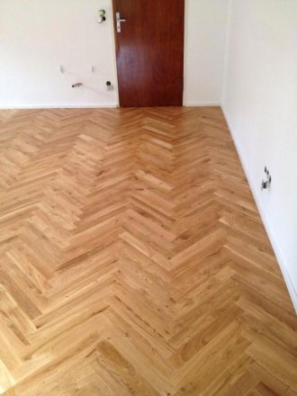 Trittfest Bodenbel�ge
